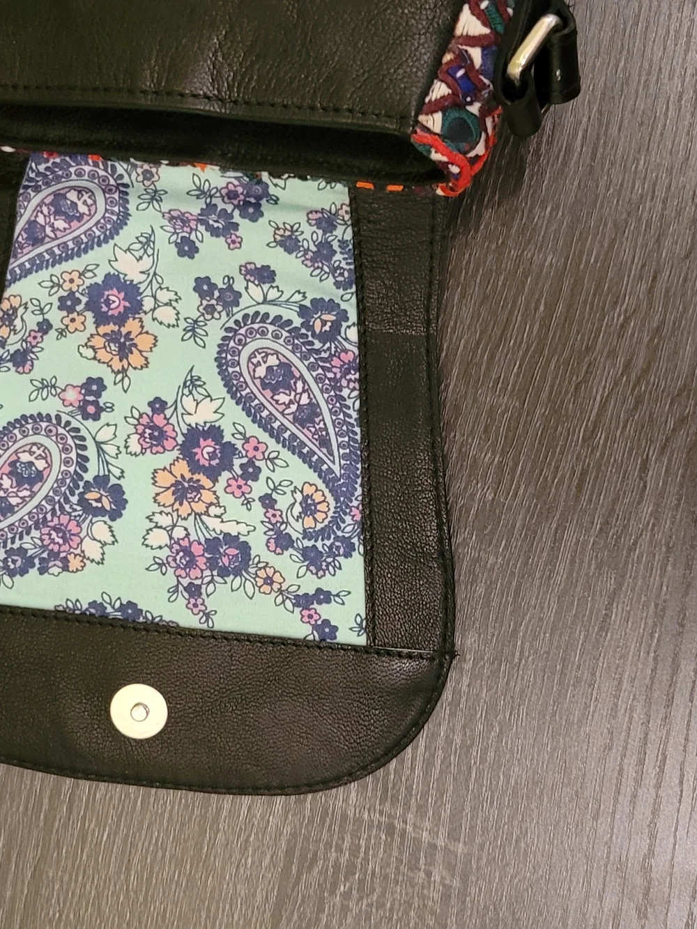 Embroidered Multi-Color Crossbody Bag with Dark Green Flap